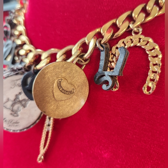 JUICY COUTURE Y2k Western Horseshoe JC Spurs Gold Chunky 16" Chain Toggle EUC LN - Picture 5 of 16